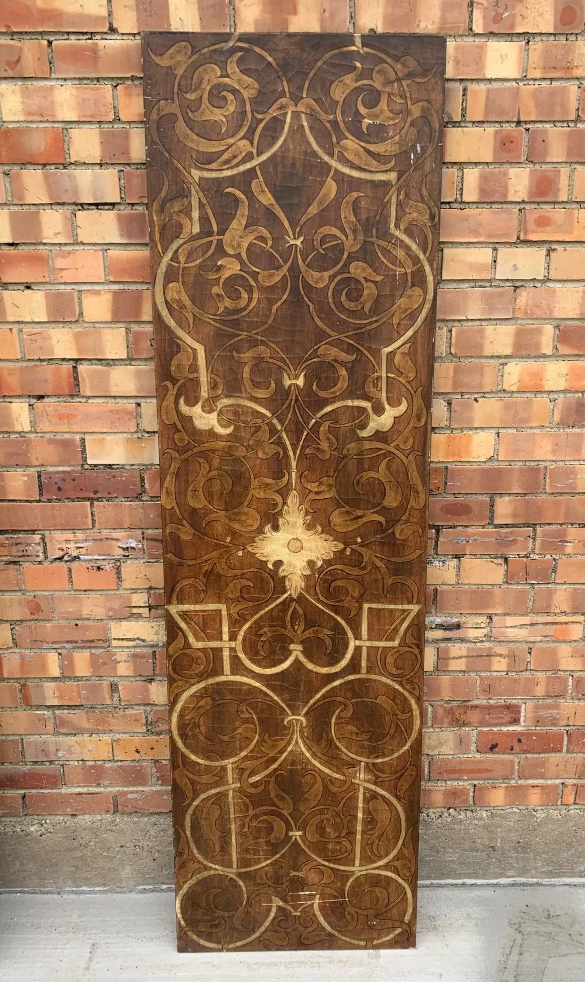 Hanging Gold And Ecru Panel With French Design 1