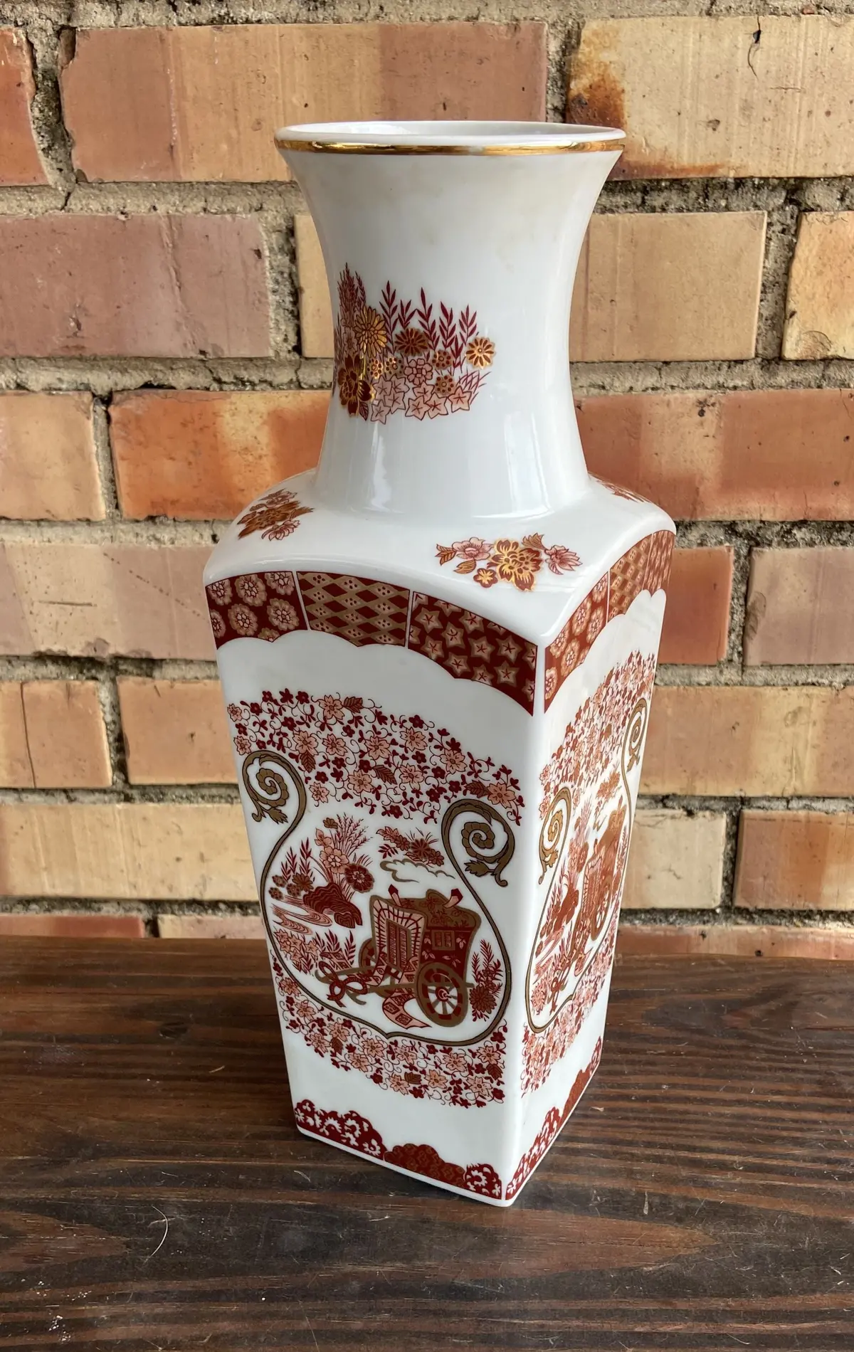 Japanese Rust And Gold Vase 1