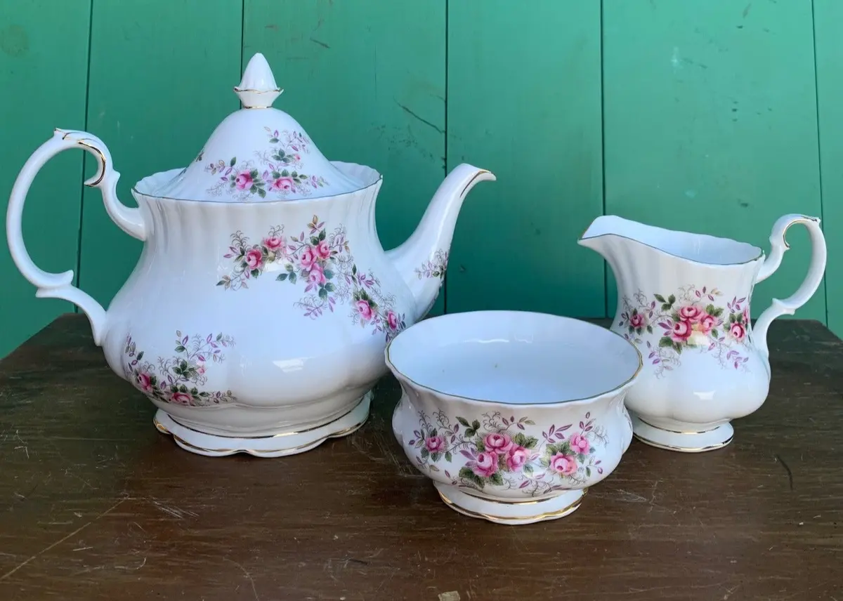 3 Piece Royal Albert China Coffee Service 1