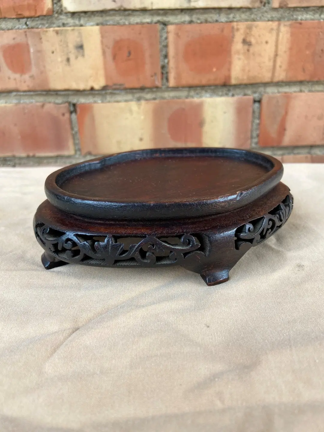 Small Shaped Pierce Carved Stand As Found 1