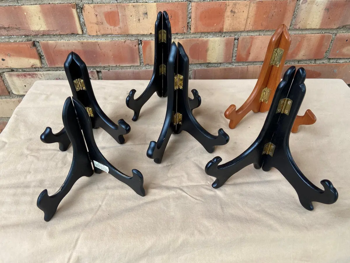 Small Black Plate Stand - Each 1