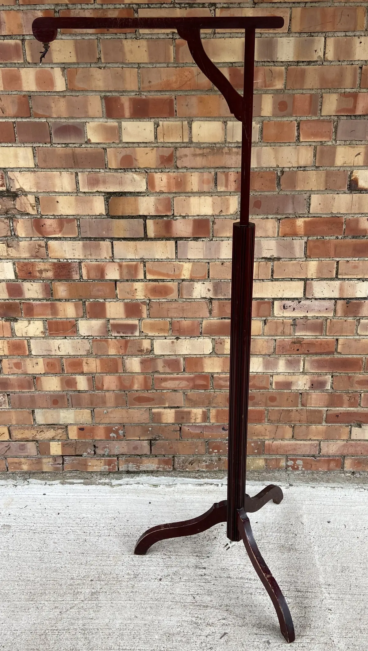 Adjustable Belgian Floor Lamp 1