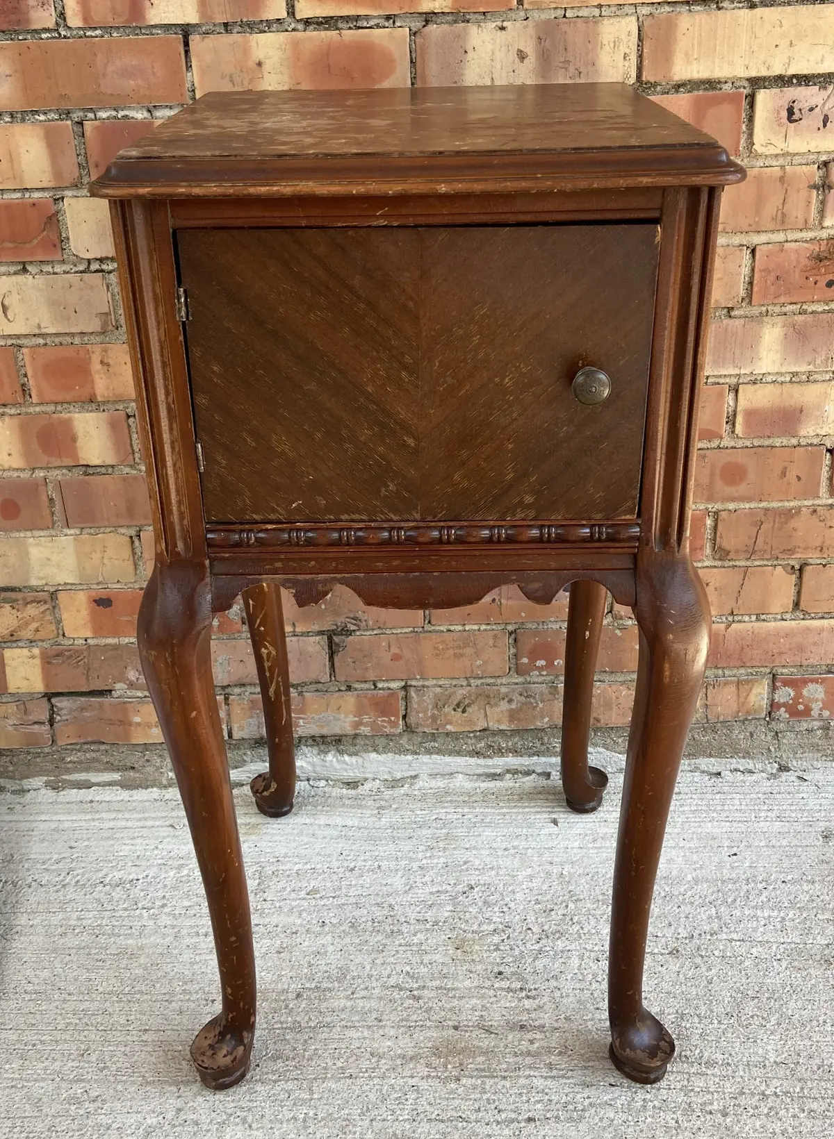 Queen Anne Night Stand - As Found 1