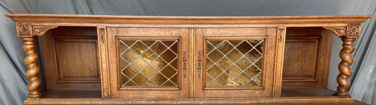 Oak Carved Bench With Barley Twist Columns And Leaded Glass 1