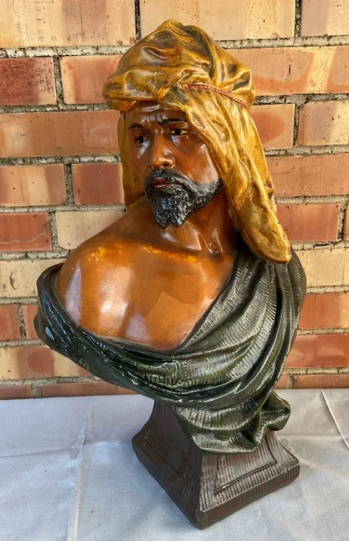 Chalk Statue Of Bedouin 1