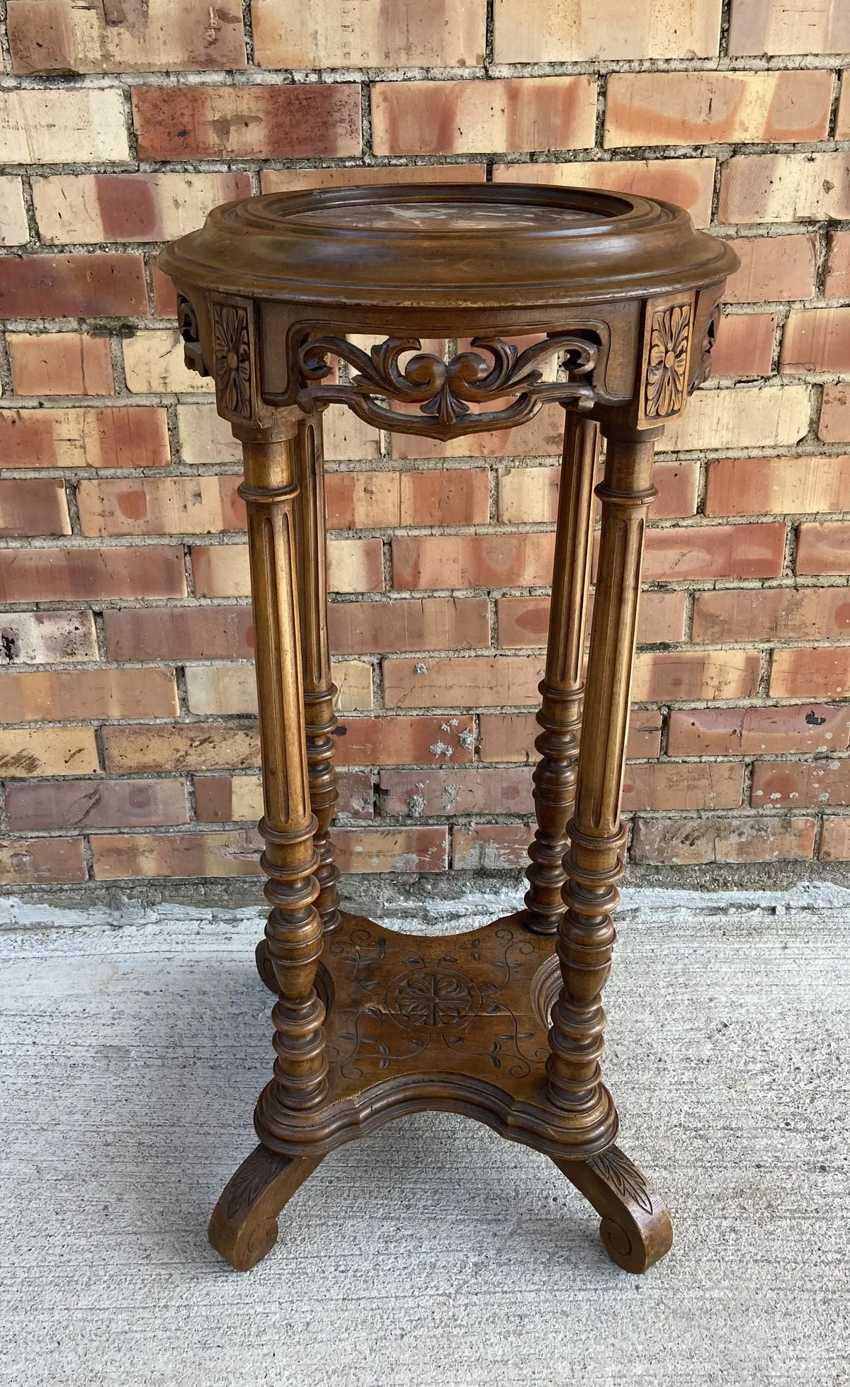Marble Top Fluted Pillar Oak Pedestal 1