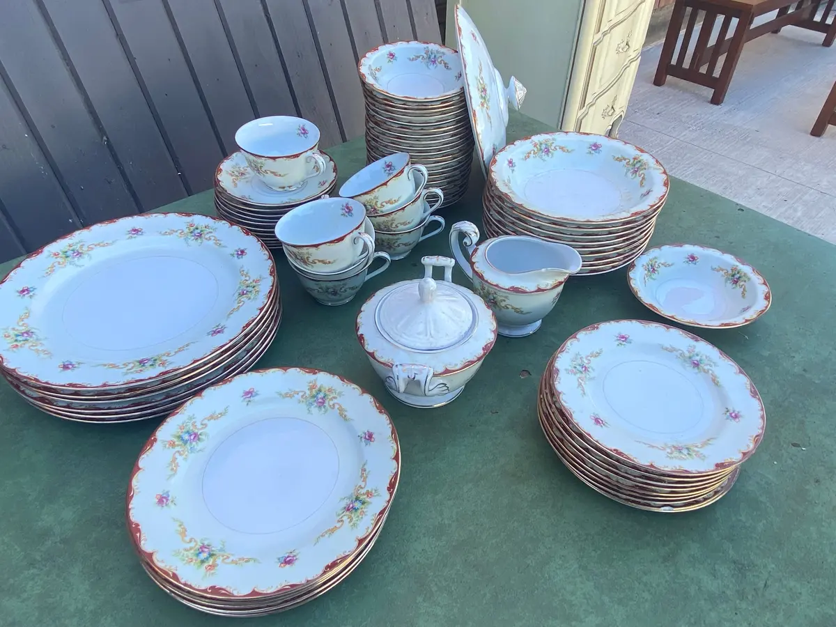 Set Of Harmony House China-Made In Japan 52 Pieces 1