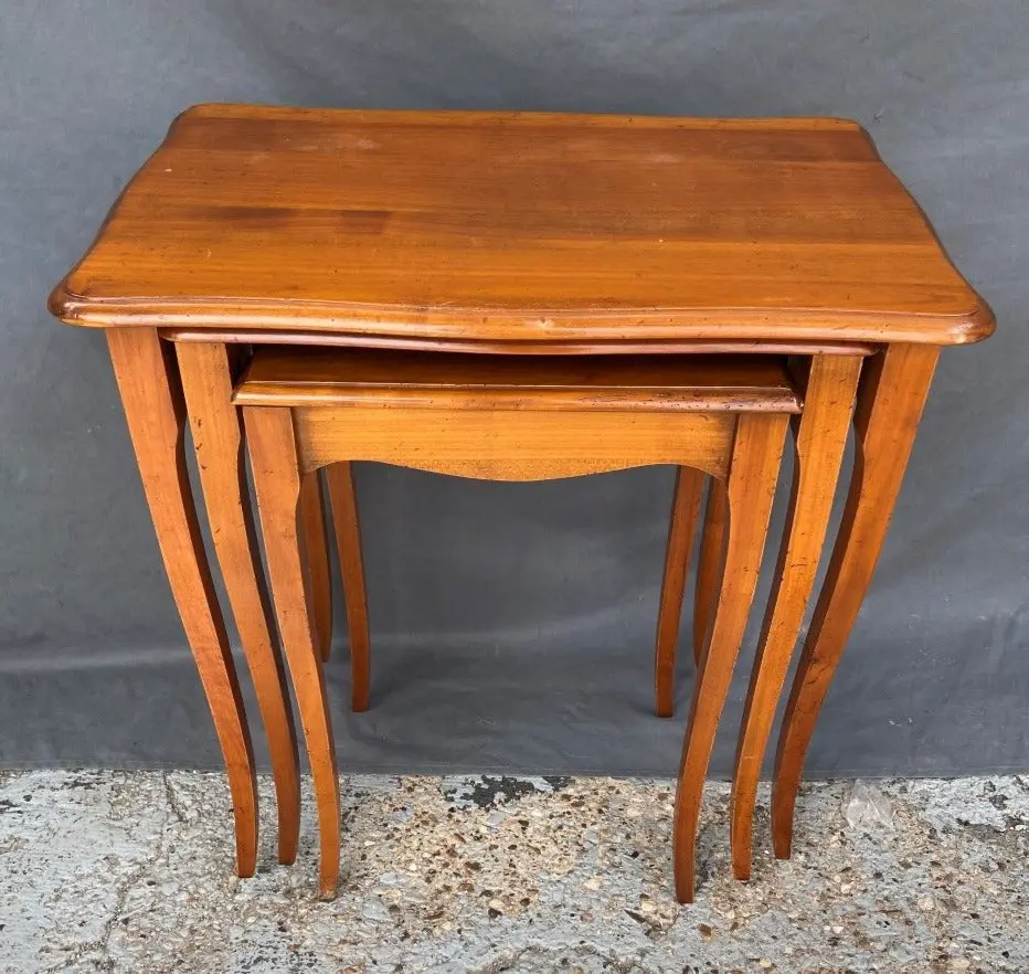 Set Of 3 Louis Xv Cherrywood Nesting Tables With Cabriole Legs 1