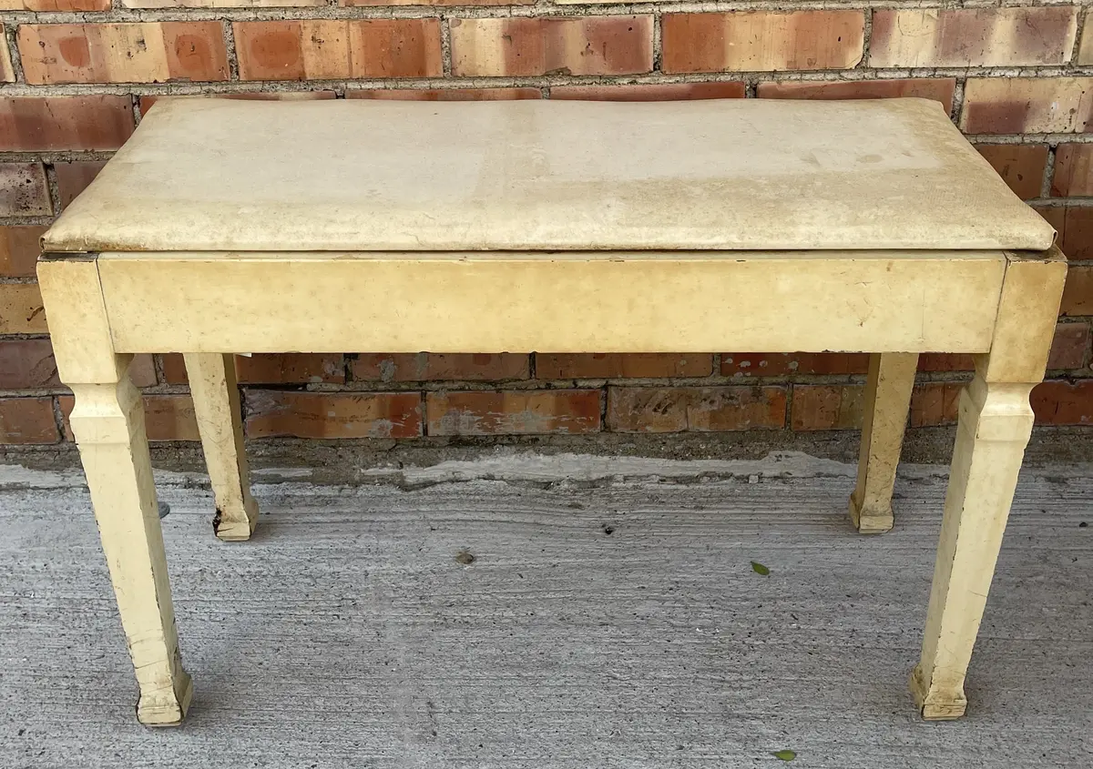 Eccru Painted Upholstered Piano Bench 1