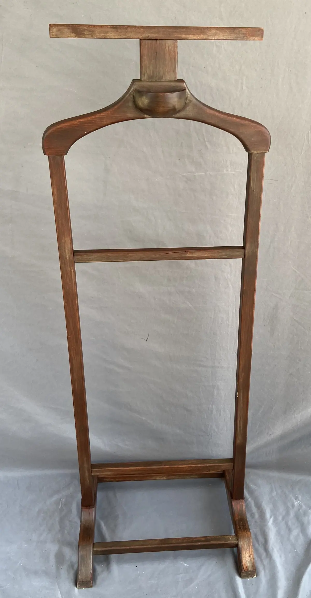 Mid Century Valet 1