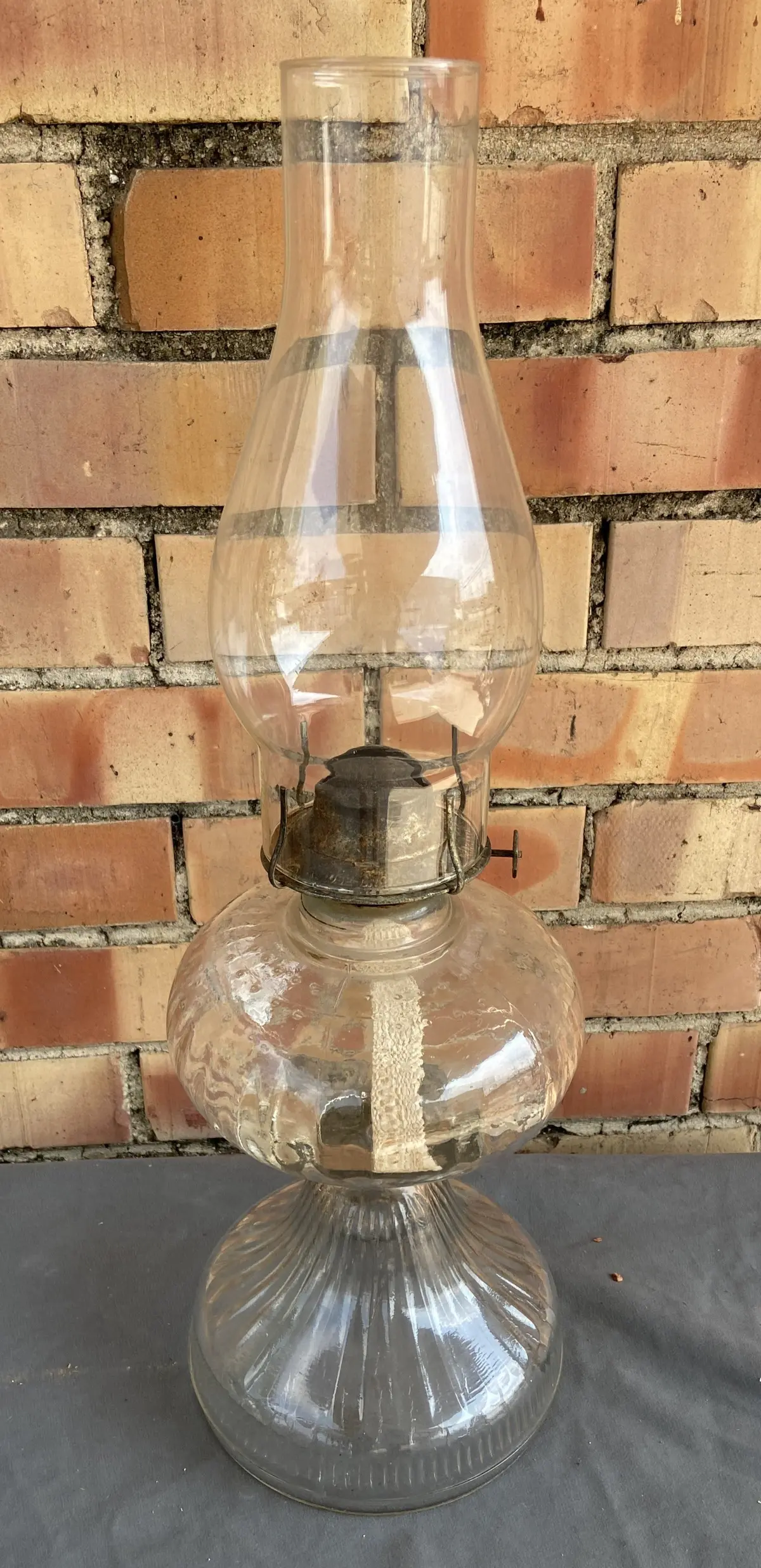 Large Reeded Glass Oil Lamp With Knobs 1