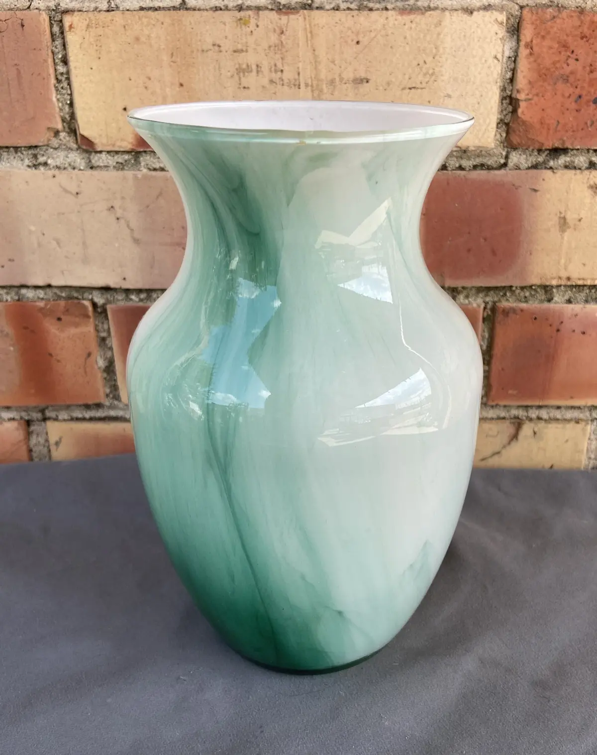 Green And White Swirly Vase 1