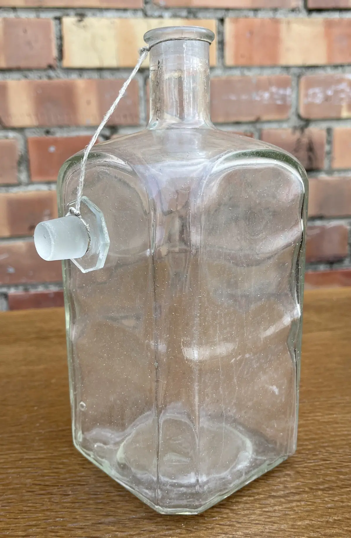 Clear Bottle With Stopper 1