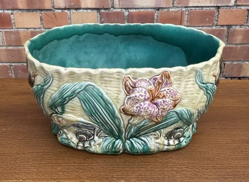 Large Oval Iris Majolica Planter 1