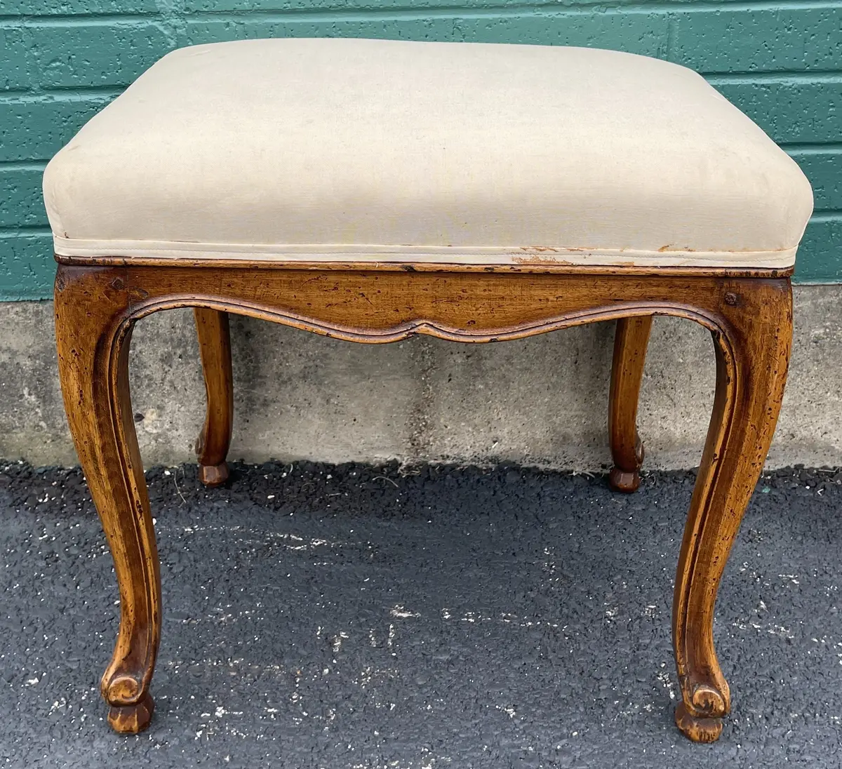 Cream Color Upholstered Louis Xv Stool 1