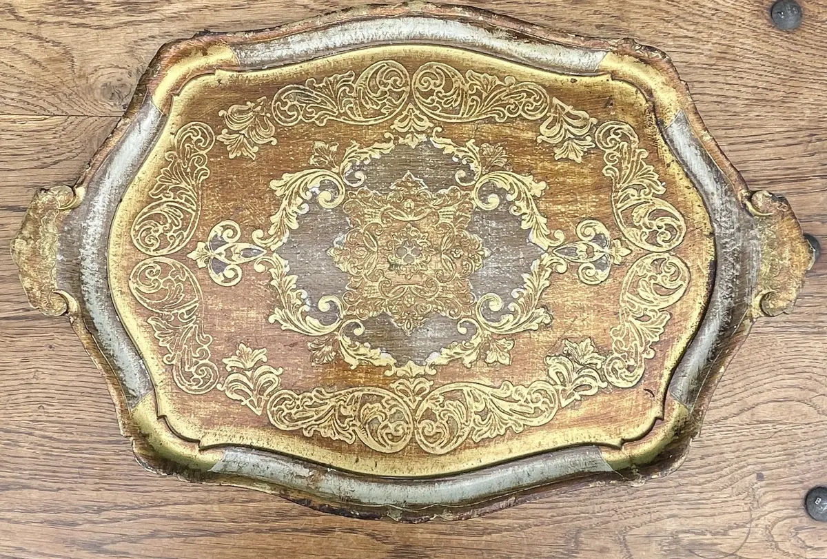 Florentine Gold Wth White Tray 1