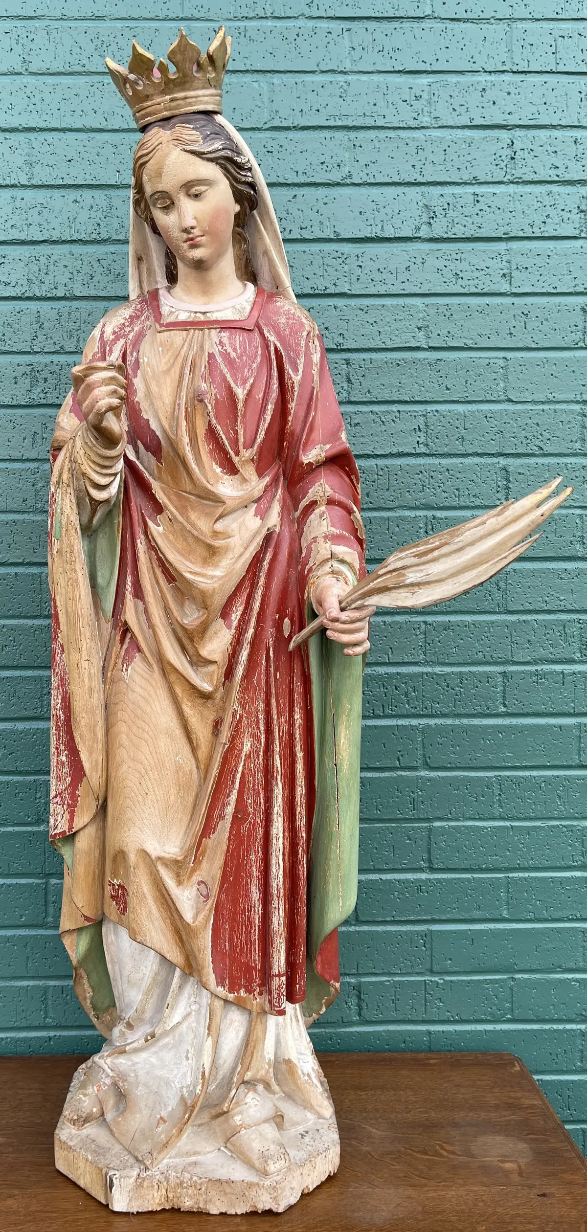 Lady Saint Statue With Crown 1