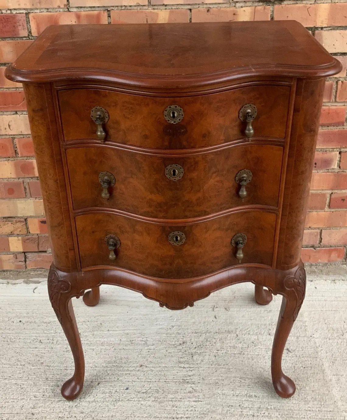 Oxbow Burled Queen Anne Small Chest On Legs 1