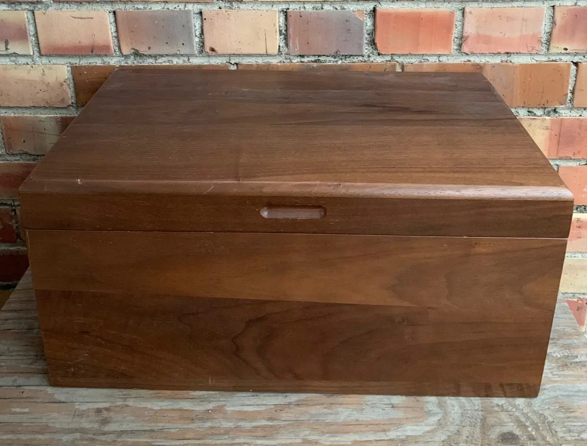 Compartmented Wooden Box 1