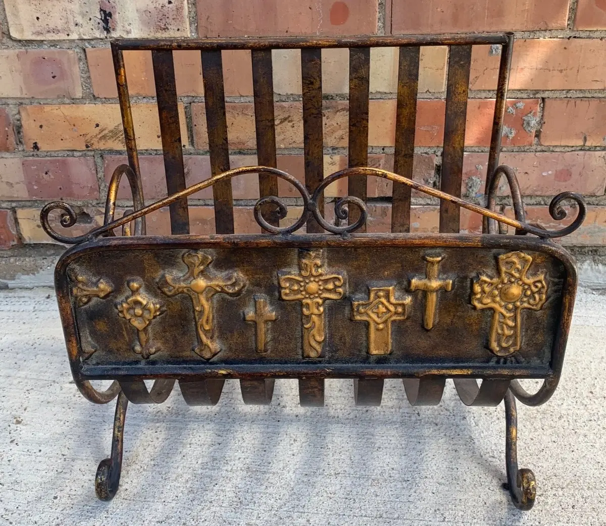 Metal Magazine Canterbury With Crosses - Not Old 1