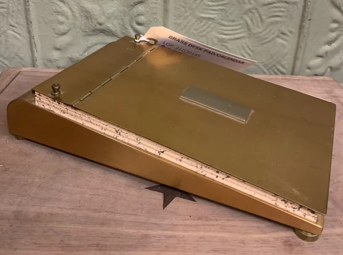 Brass Desk Pad/Calendar 1