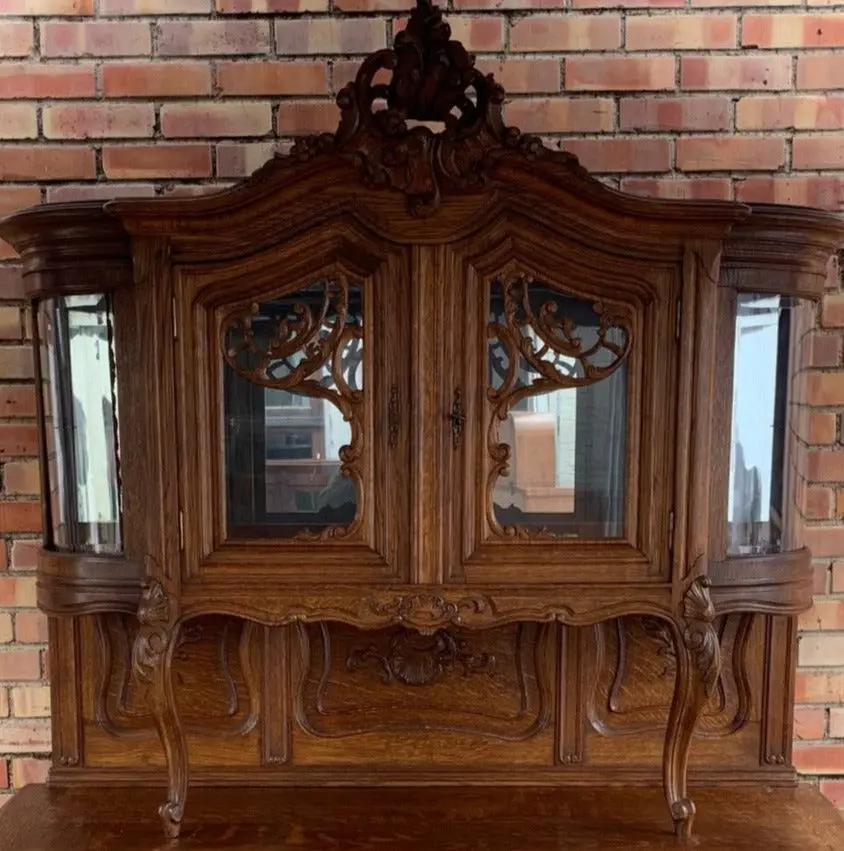 Louis Xv Beveled Glass Display 1