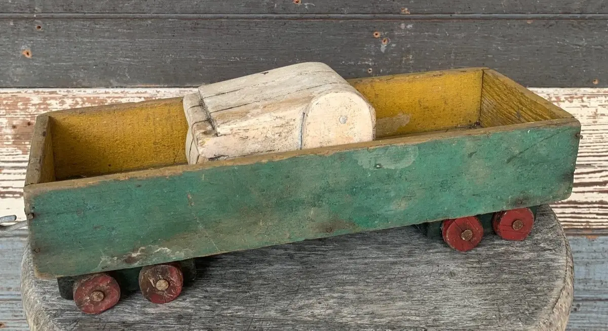 Folk Art Green Railroad Car 1