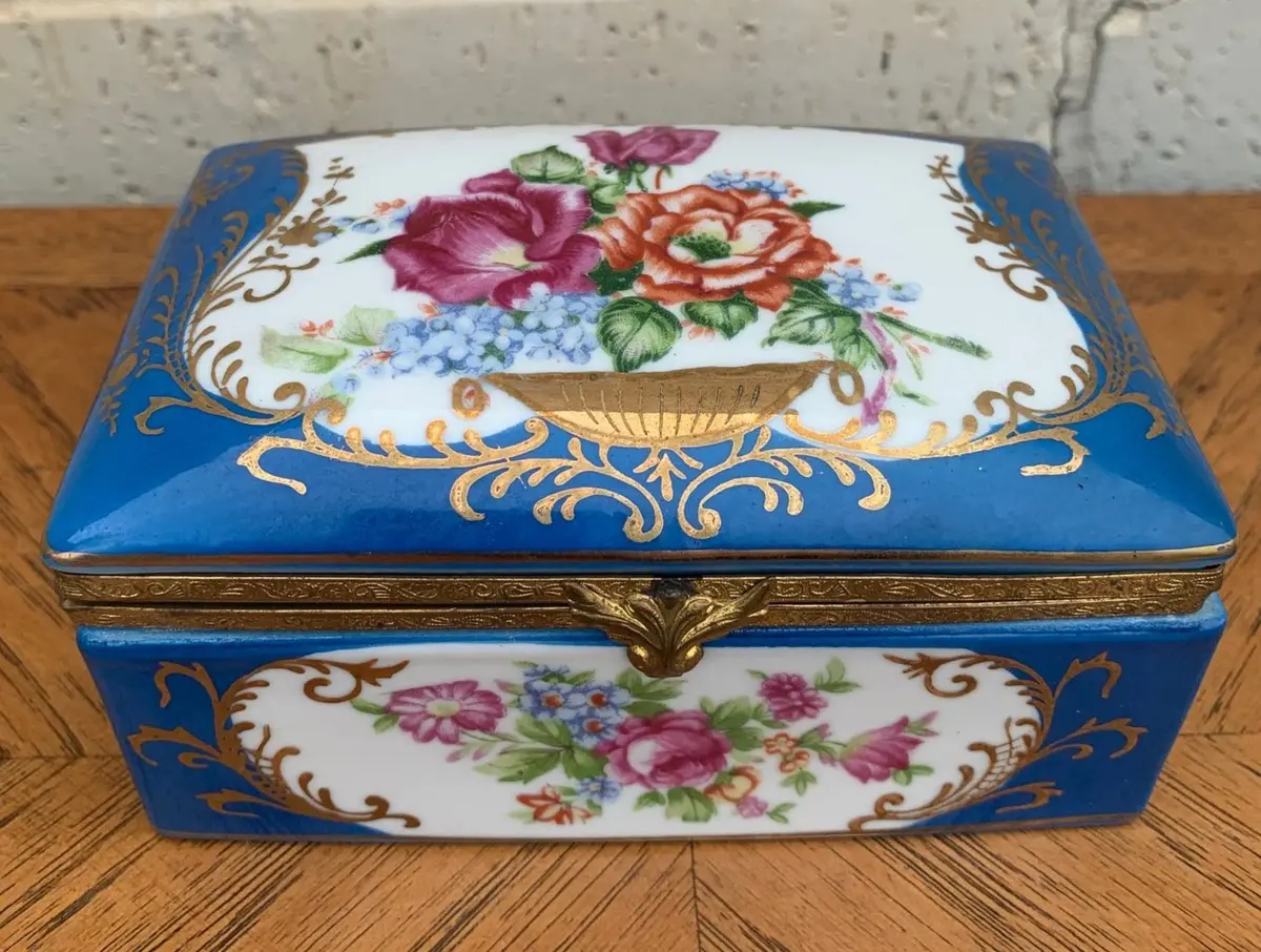 Rectangular Porcelain Turquoise Floral Box 1