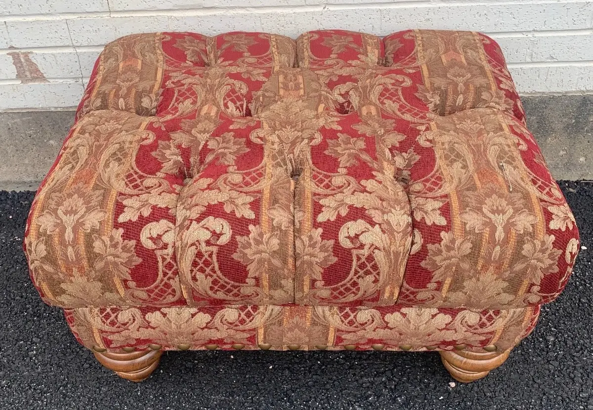 Rectangular Tufted Burgundy Damask Ottoman 1