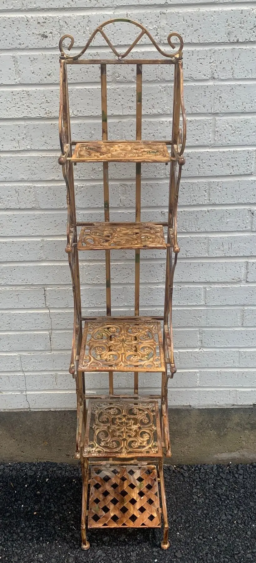 Folding Plant Shelf 1
