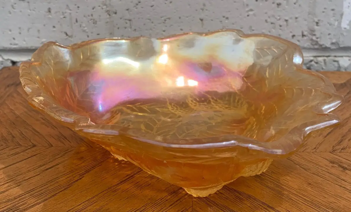 Small Carnival Glass Bowl 1