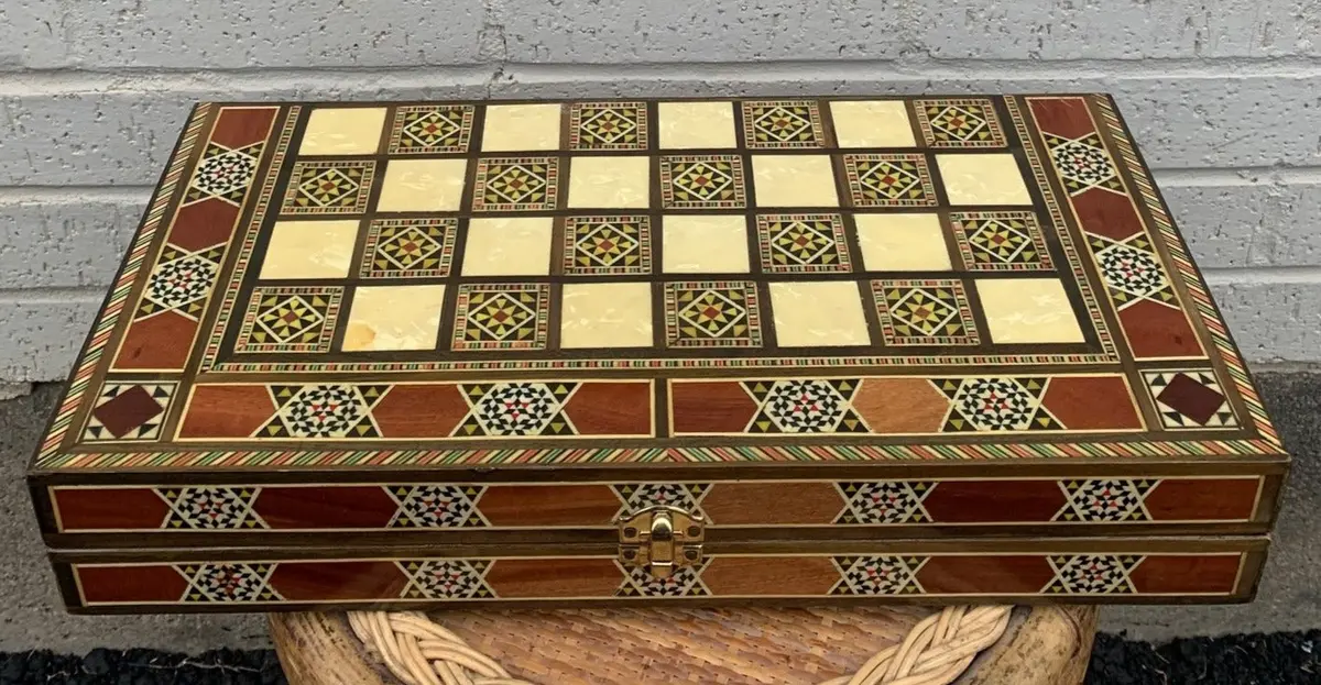 Backgammon Inlaid Game 1