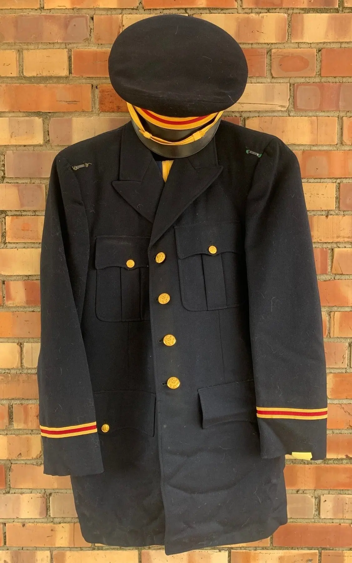Us Army Uniform With Pants, Jacket And Hat 1
