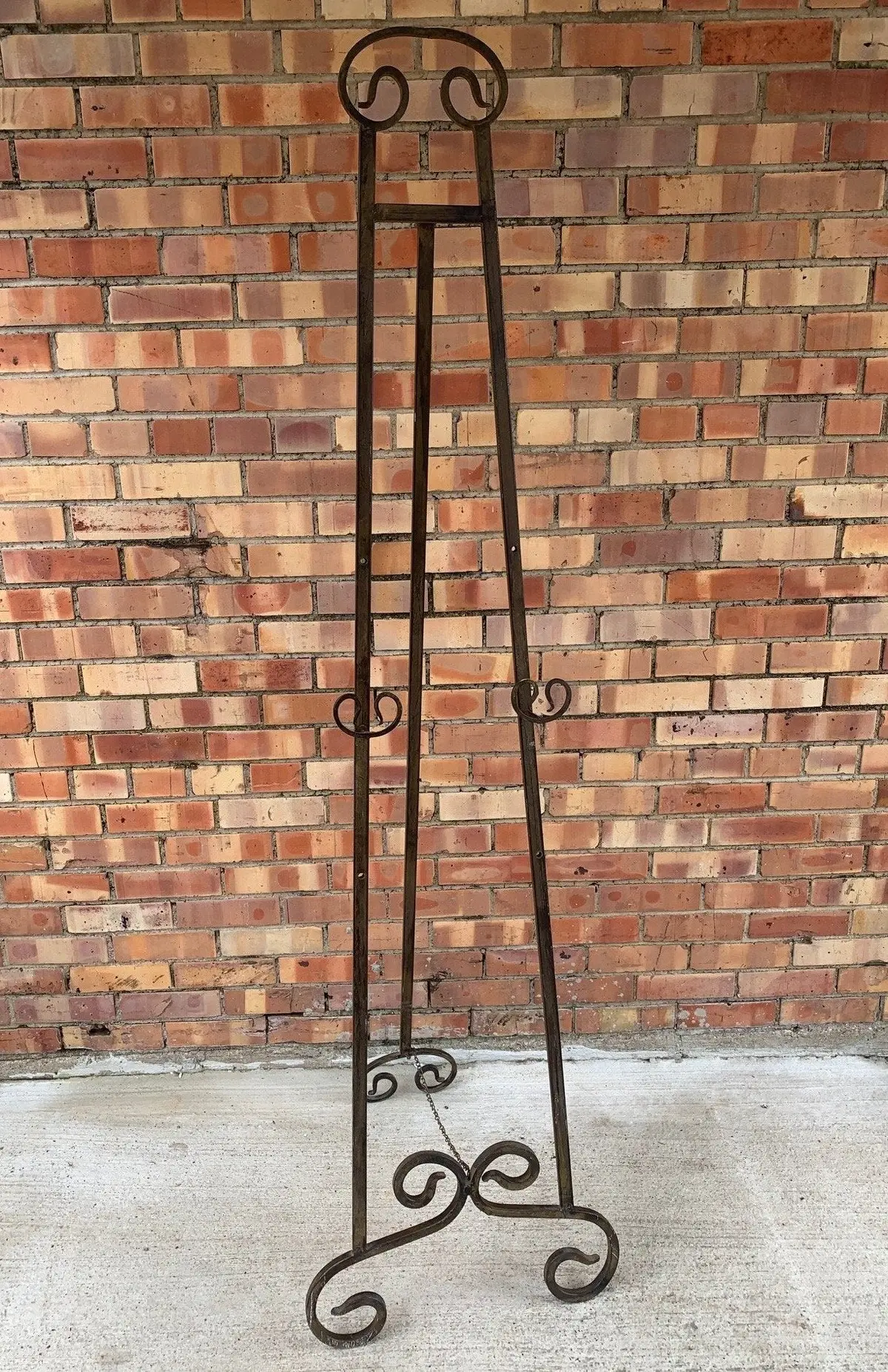 Large Ornate Bronze Finish Tall Iron Picture Easel 1
