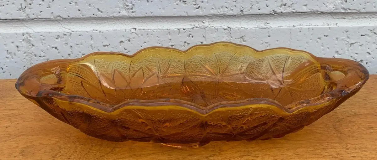 Amber Tiara Indiana Daisy Glass Oblong Dish 1