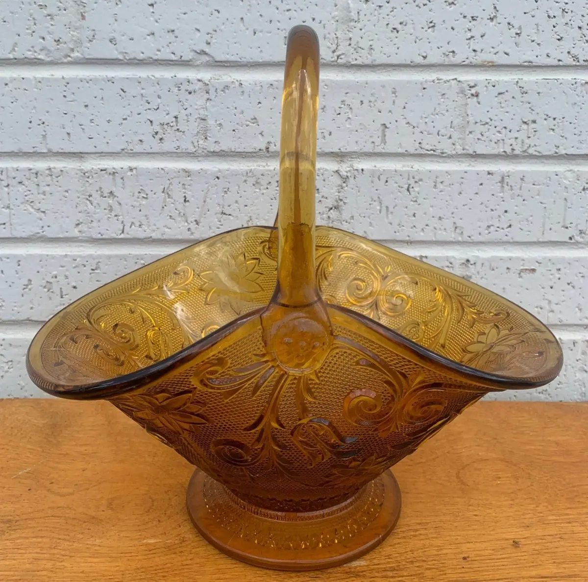Large Amber Tiara Indiana Daisy Glass Basket 1