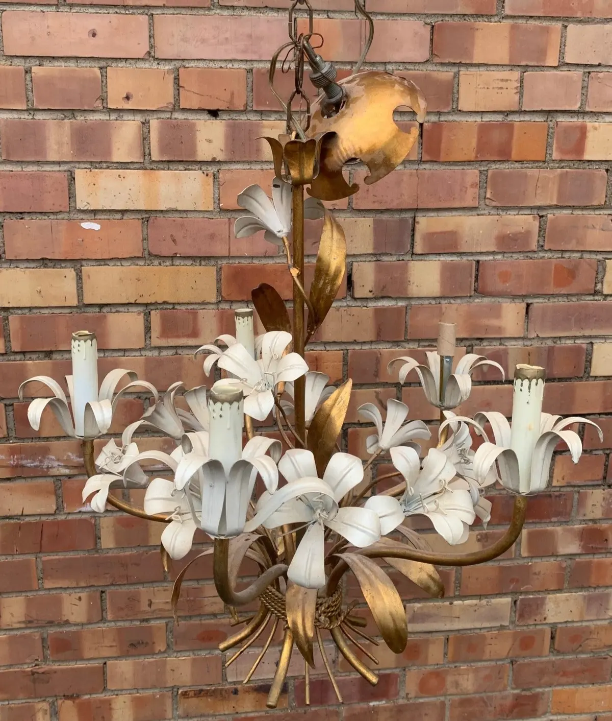 70'S Floral Chandelier 1