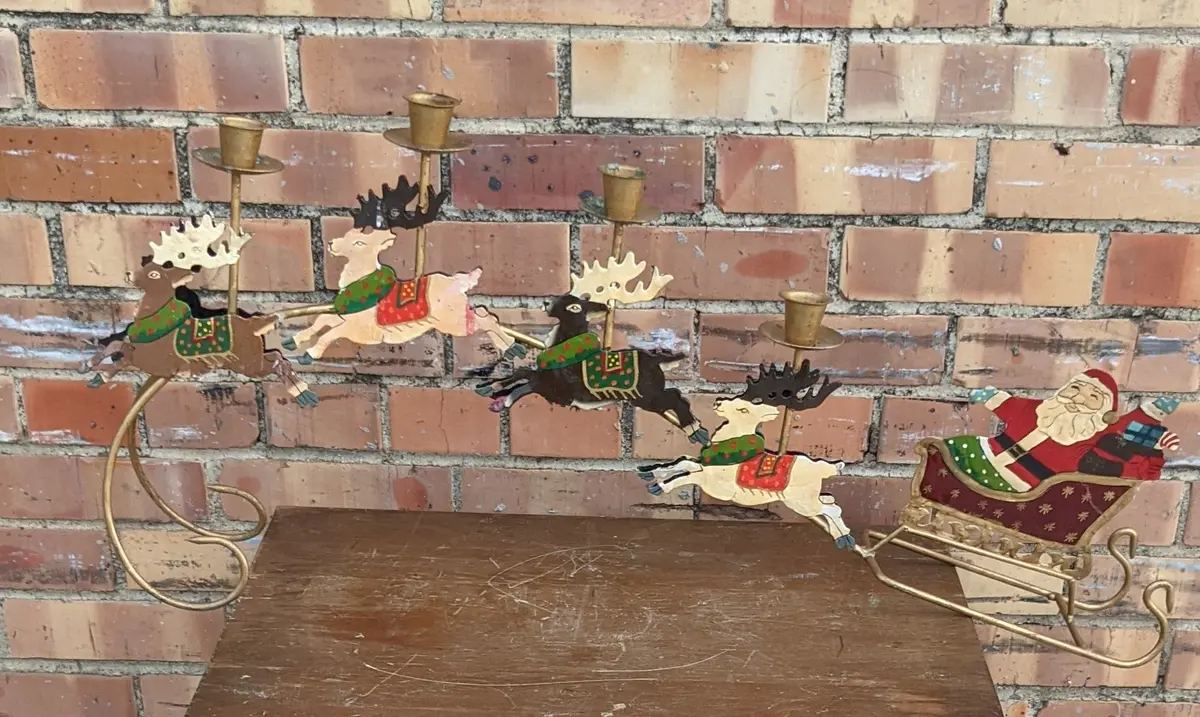 Tin Santa And Reindeer Sleigh 1