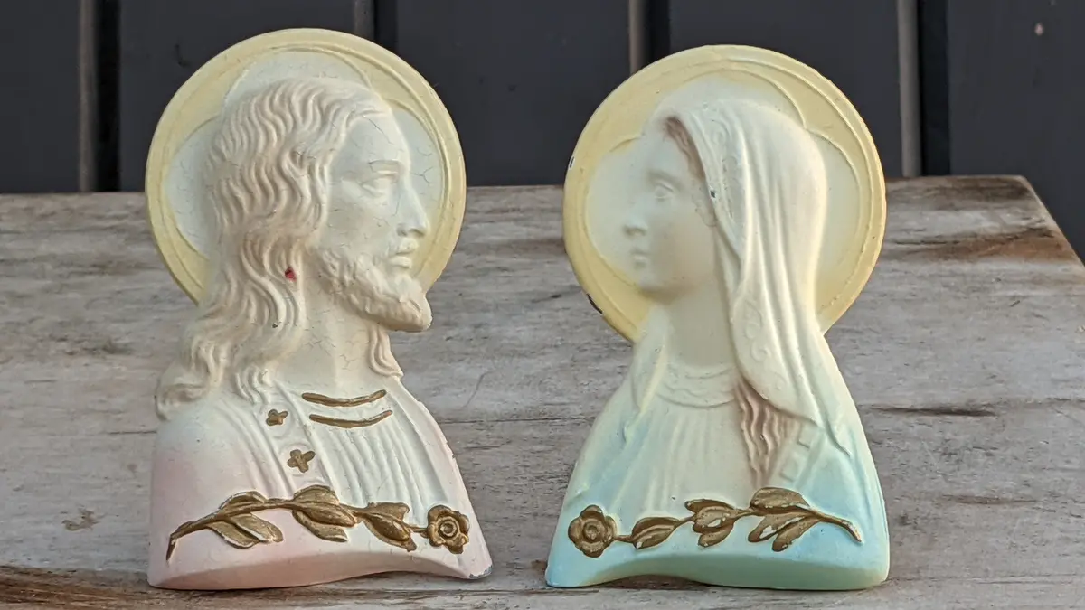 Tiny Mary And Jesus Metal Busts 1