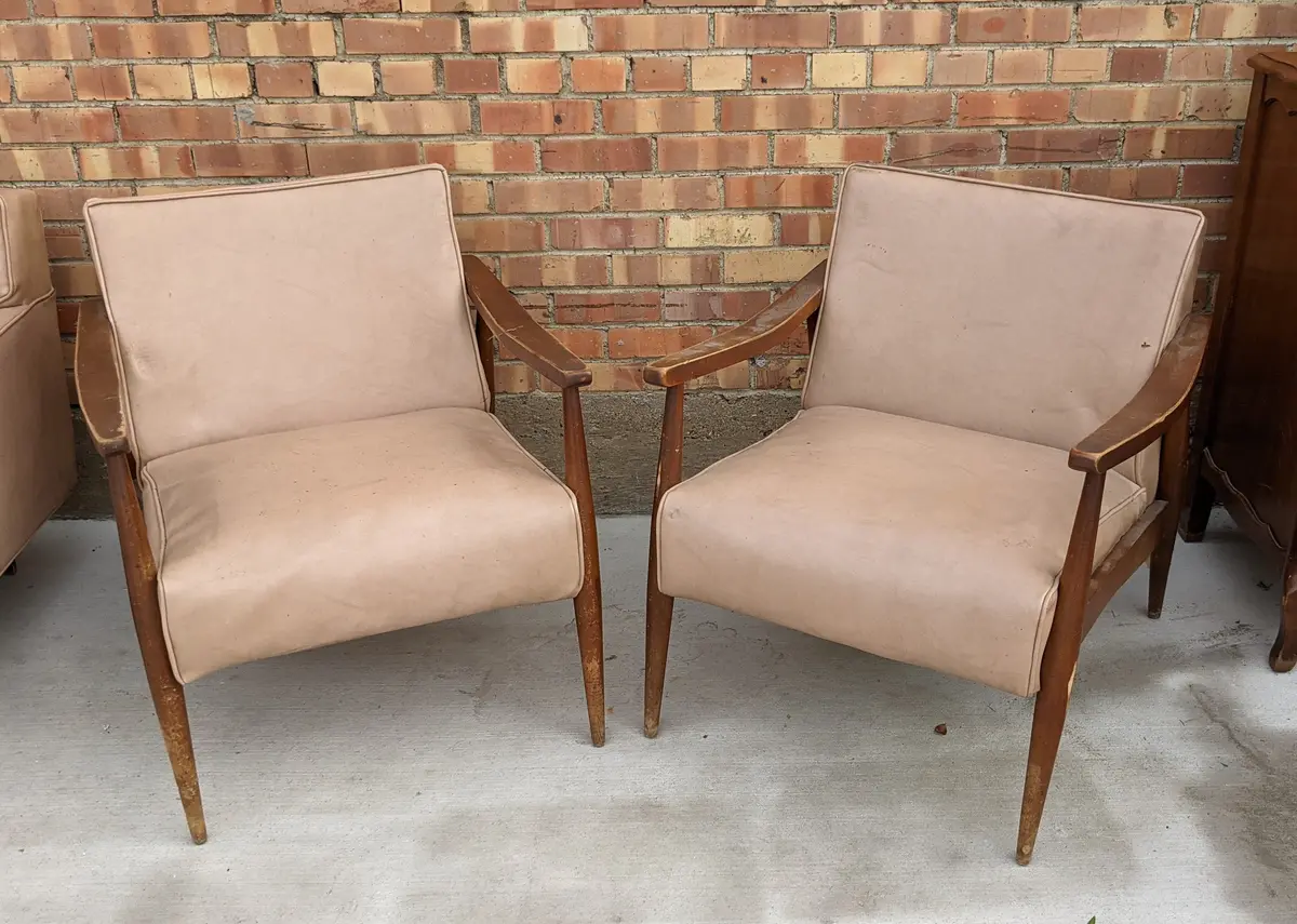 8' Long Modern Knoll Sofa And 2 Arm Chairs 1