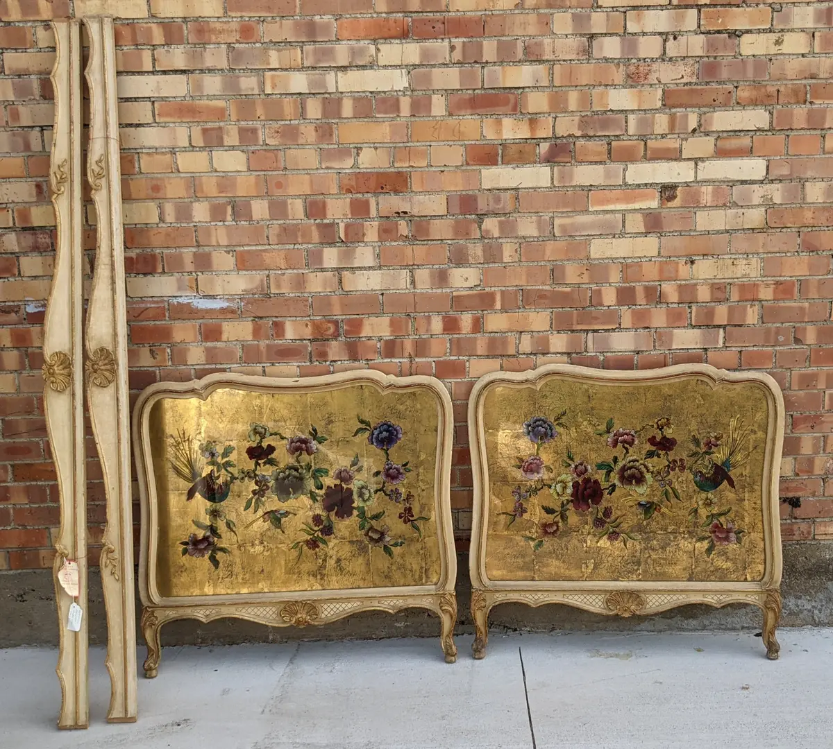 French Day Bed With Painted Glass Ends 1