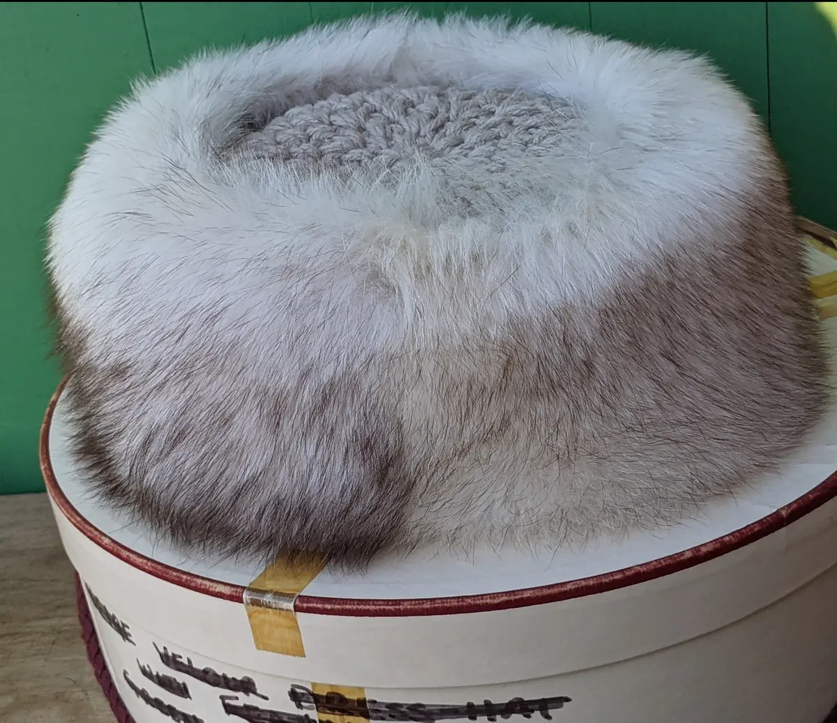 Peggy Earles White And Grey Fur Hat 1