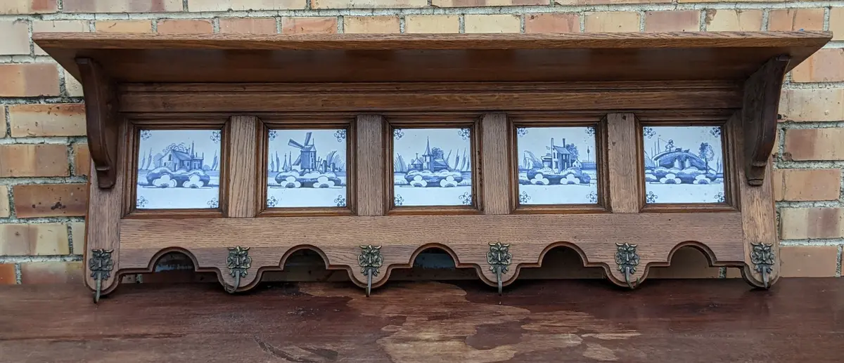 Large Oak Wall Shelf With Blue Delft 1