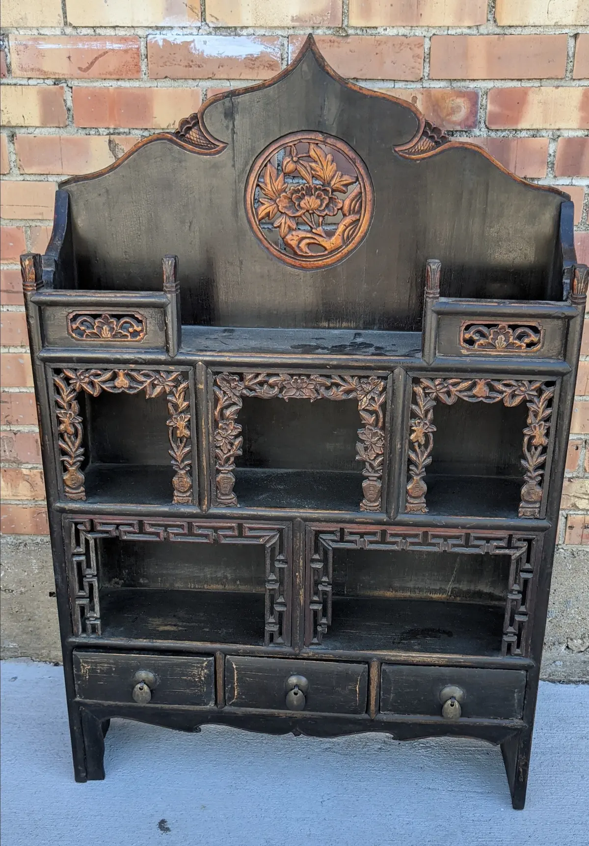 Chinese Pierced Carved Etegere 1