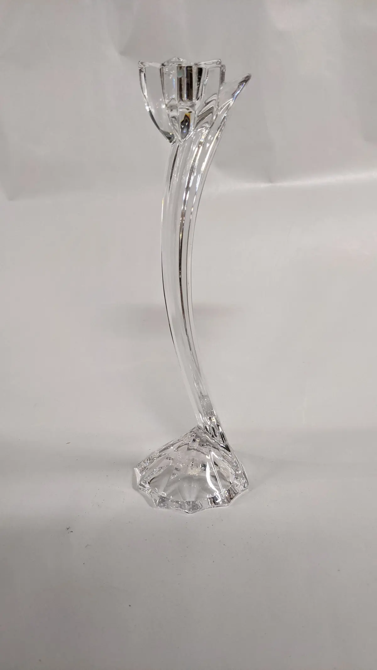 Small Flower Shaped Glass Candle Holder 1
