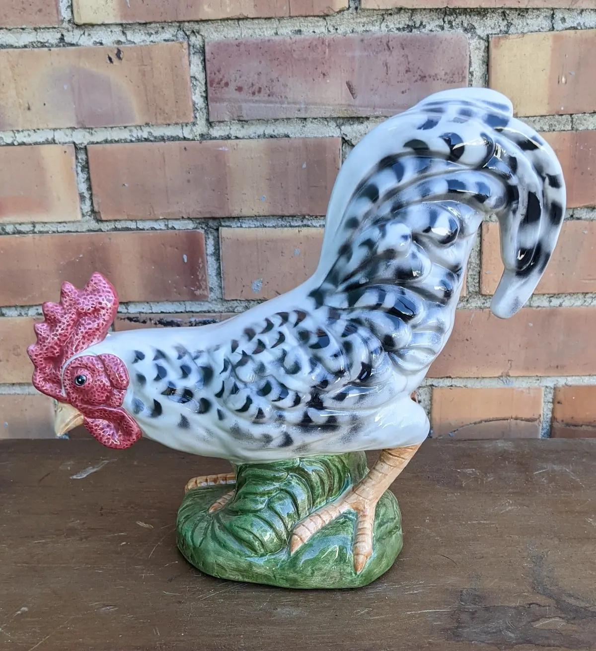 Pecking Rooster 1