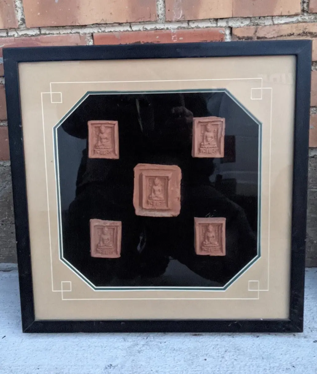 Square Black Framed Tiles With Yellow Matt 1