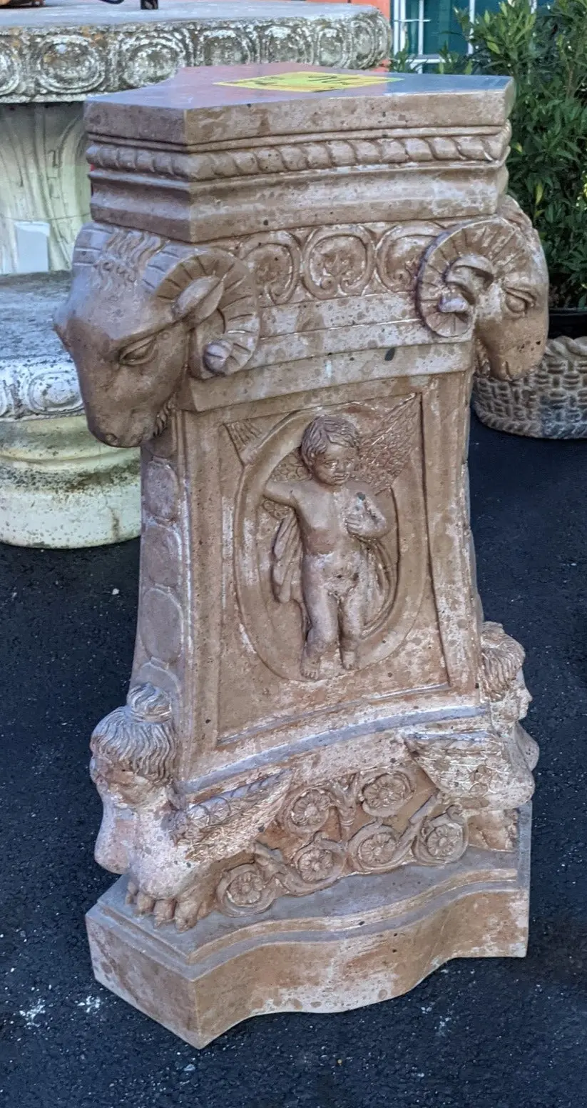 Winged Figure Marble Putti Pedestal 1