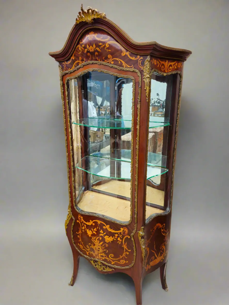 Louis Xv Bomnay Vitrine 1