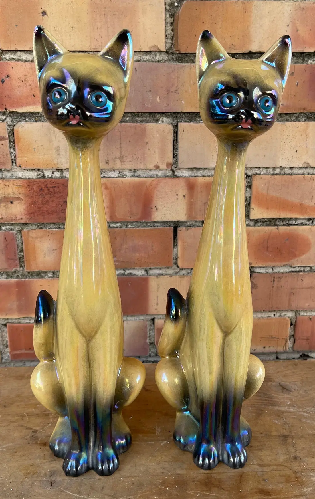 Pair Ceramic Siamese Cats 1